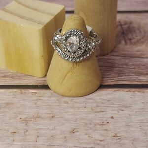 Elegant Silver Colored CZ Ring